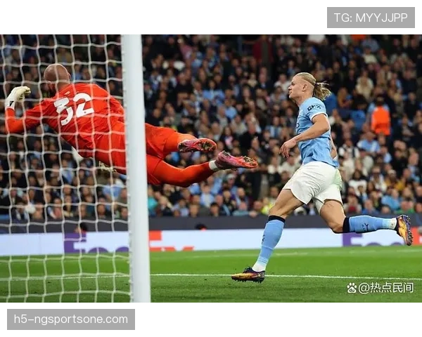 曼城进攻多样性隐患：哈兰德高效进球模式，折射战术单一性风险影响球队持续性表现