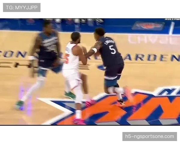 布里奇斯通过挡拆制造错位助攻，提升球队防守转换效率明显